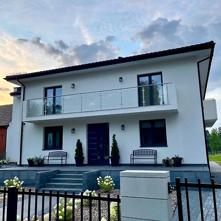 Rezydencja Lesniow Zarki Exterior foto